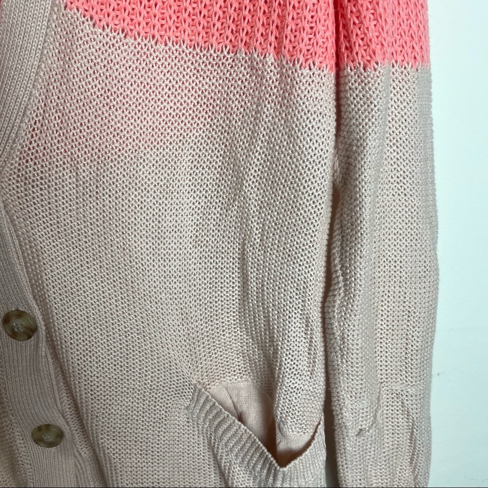 American Eagle Pink Color Block V-Neck Sweater - Picture 6 of 12
